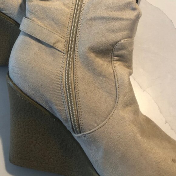 charlotte russe Wedge Boots - Picture 4 of 6